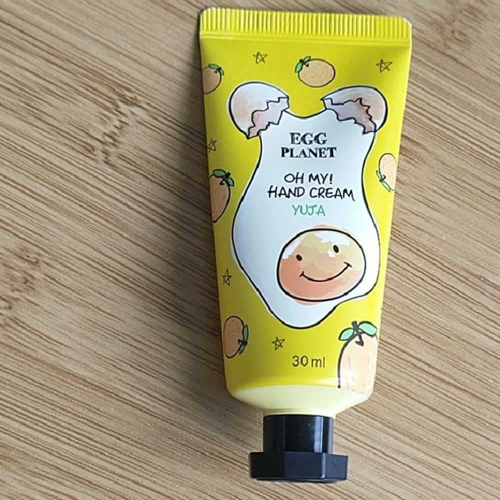 Doo.Ri Egg Planet Oh My! Hand Cream - Yellow